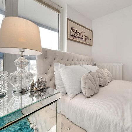 Large 2Bed 2Bath Apartment Beautiful River Views London Greenwich Cutty Sark - Perfect For Long Stay, Business, Leisure And Relocations المظهر الخارجي الصورة