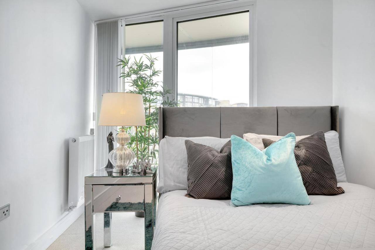 Large 2Bed 2Bath Apartment Beautiful River Views London Greenwich Cutty Sark - Perfect For Long Stay, Business, Leisure And Relocations المظهر الخارجي الصورة